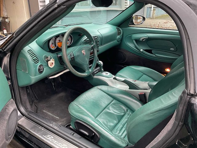 Porsche boxster s 3.2 personenauto - afbeelding 30 van  35