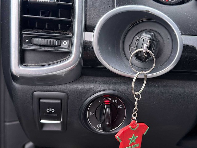 Porsche cayenne 3.0 d 2011 | 91-rnd-7 i - afbeelding 4 van  39