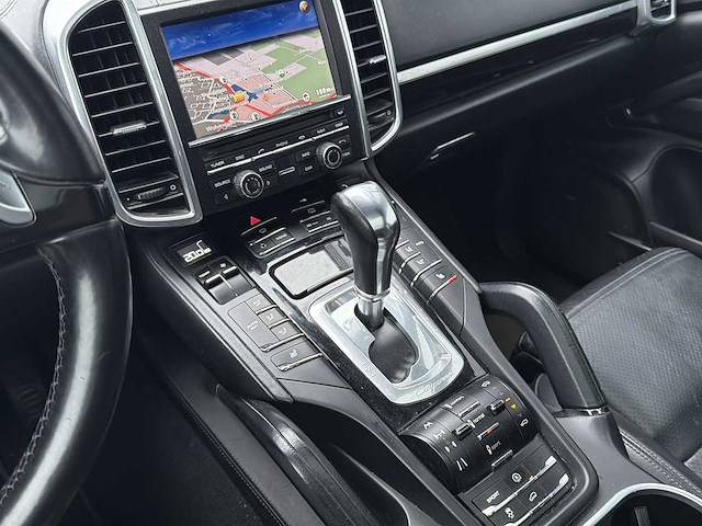 Porsche cayenne 3.0 d 2011 | 91-rnd-7 i - afbeelding 16 van  40