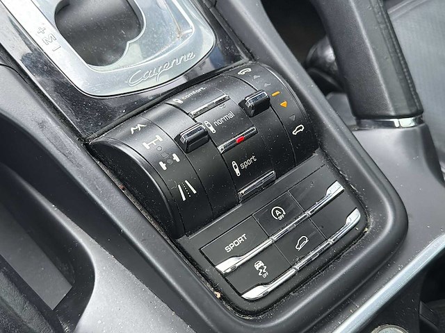 Porsche cayenne 3.0 d 2011 | 91-rnd-7 i - afbeelding 18 van  40