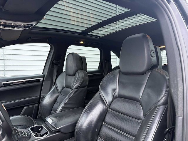 Porsche cayenne 3.0 d 2011 | 91-rnd-7 i - afbeelding 34 van  40