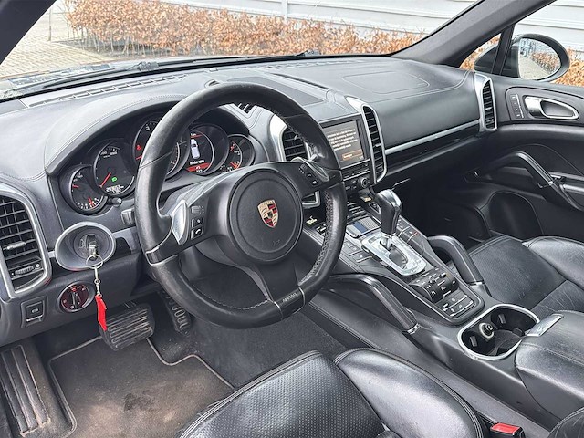 Porsche cayenne 3.0 d 2011 | 91-rnd-7 i - afbeelding 39 van  40