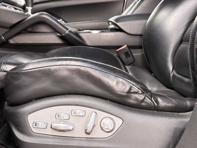 Porsche cayenne 3.0 d | 69-pld-1 i - afbeelding 35 van  36