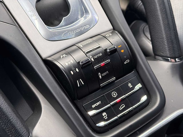 Porsche cayenne 3.0 d | 69-pld-1 i - afbeelding 17 van  36