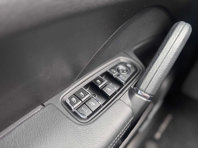 Porsche cayenne 3.0 d platinum edition automaat; nb-452-h - afbeelding 8 van  23