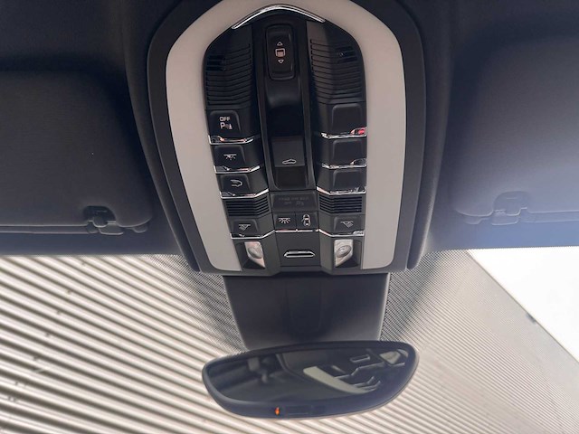 Porsche cayenne 3.0 d platinum edition automaat; nb-452-h - afbeelding 9 van  23