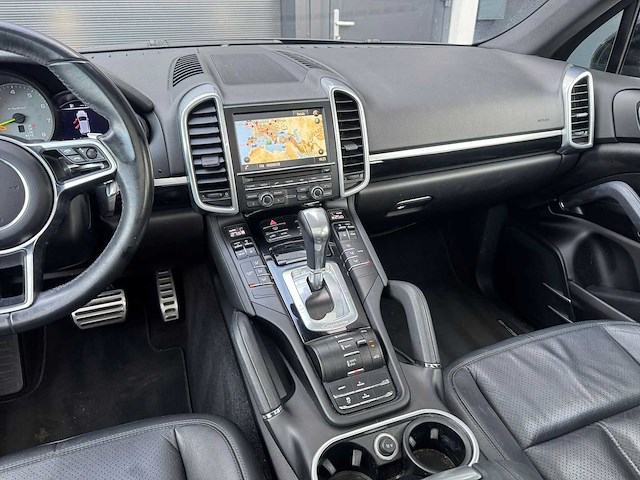 Porsche cayenne 3.0 s e-hybrid 2015 | gl-535-d iaw - afbeelding 18 van  40