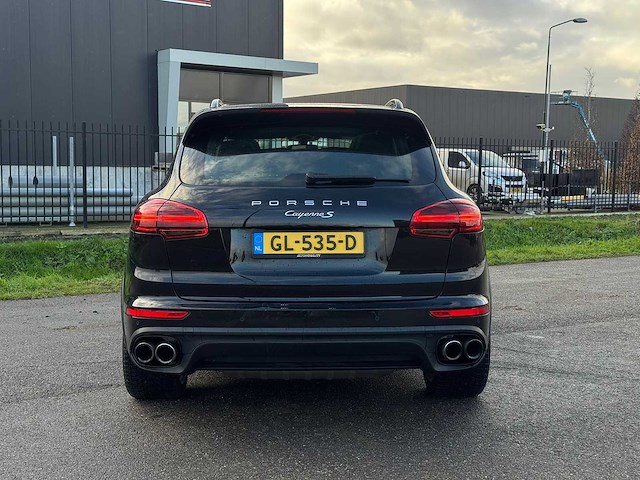 Porsche cayenne 3.0 s e-hybrid 2015 | gl-535-d iaw - afbeelding 36 van  40