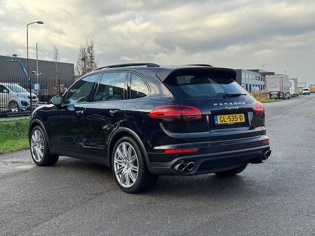 Porsche cayenne 3.0 s e-hybrid 2015 | gl-535-d iaw - afbeelding 37 van  40
