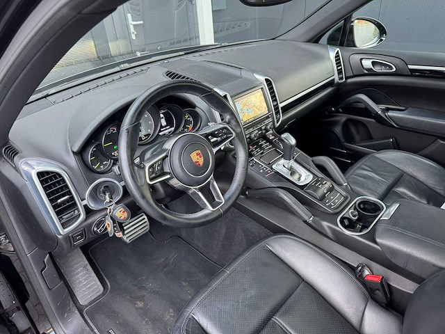 Porsche cayenne 3.0 s e-hybrid 2015 | gl-535-d - afbeelding 13 van  40