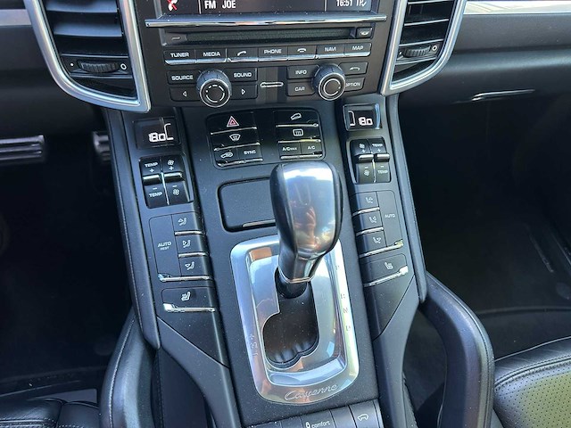 Porsche cayenne 3.0 v6 s e-hybrid 3-zhg-75 - afbeelding 4 van  9