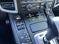 Porsche cayenne 3.0 v6 s e-hybrid 3-zhg-75 - afbeelding 13 van  46