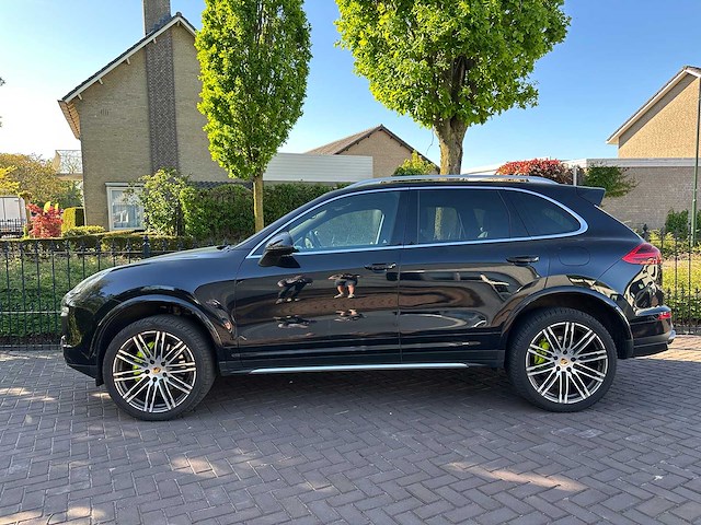 Porsche cayenne 3.0 v6 s e-hybrid 3-zhg-75 - afbeelding 12 van  46