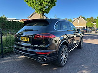 Porsche cayenne 3.0 v6 s e-hybrid 3-zhg-75 - afbeelding 42 van  46
