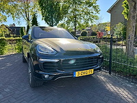 Porsche cayenne 3.0 v6 s e-hybrid 3-zhg-75 - afbeelding 45 van  46