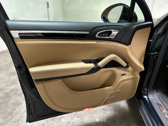Porsche cayenne 3.0 v6 s e-hybrid 416pk 2014 (origineel-nl), 1-zdg-21 - afbeelding 24 van  49