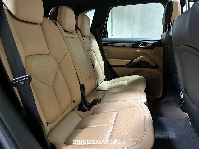 Porsche cayenne 3.0 v6 s e-hybrid 416pk 2014 (origineel-nl), 1-zdg-21 - afbeelding 33 van  49