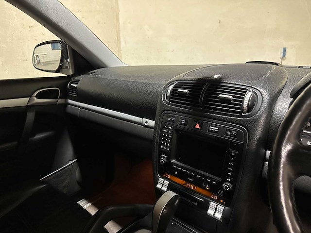 Porsche cayenne 3.2 v6 250pk 2005 4x4, 8-sbx-00 - afbeelding 16 van  55