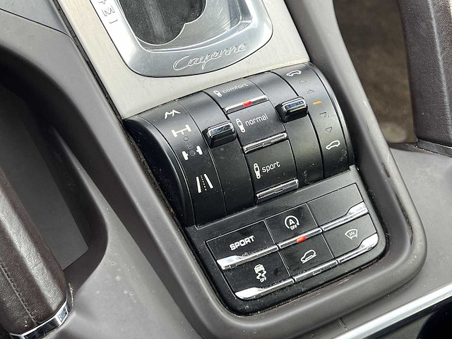 Porsche cayenne 3.6 2010 | 4-kph-00 - afbeelding 18 van  37