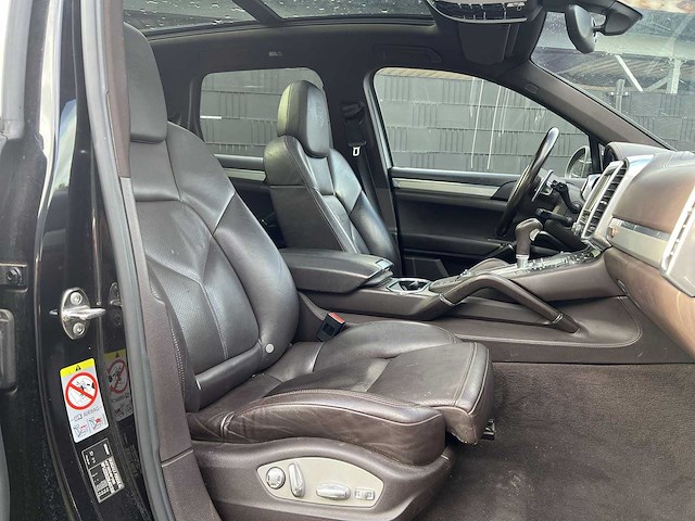 Porsche cayenne 3.6 2010 | 4-kph-00 - afbeelding 26 van  37