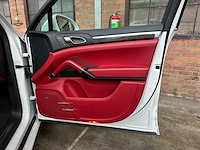 Porsche cayenne 3.6 v6 300pk 2015 - afbeelding 37 van  46