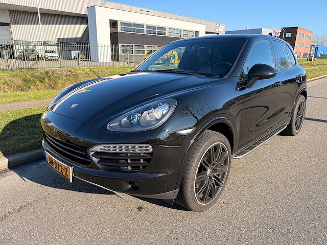 Porsche cayenne 4.2 v8 turbo s met nieuwe apk - diesel personenauto - afbeelding 1 van  33