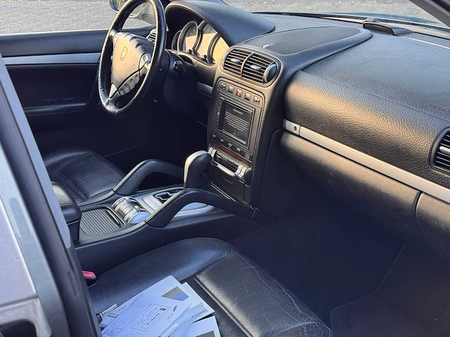 Porsche cayenne 4.5 s, 54-pn-lr - afbeelding 7 van  8
