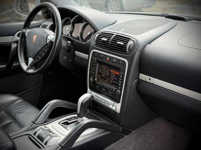 Porsche cayenne 4.5 turbo 57-rr-fj - afbeelding 3 van  37