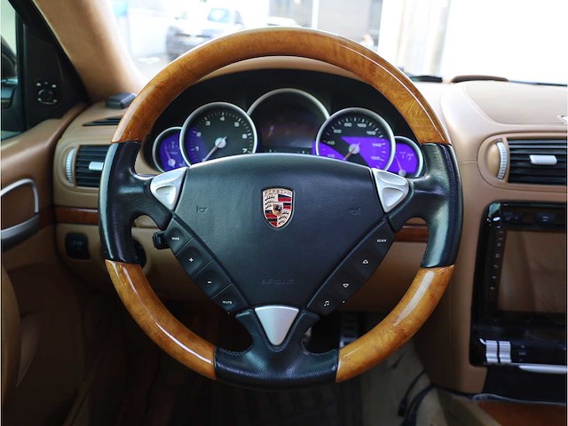 Porsche cayenne 4.5 v8 turbo 2005 450pk automaat - afbeelding 10 van  30