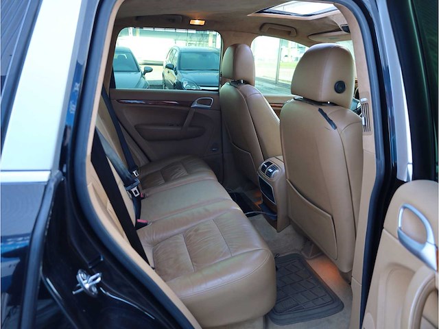 Porsche cayenne 4.5 v8 turbo 2005 450pk automaat - afbeelding 11 van  30