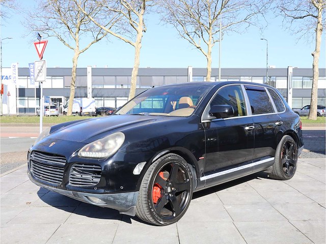 Porsche cayenne 4.5 v8 turbo 2005 450pk automaat - afbeelding 30 van  30