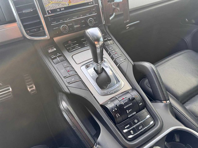 Porsche cayenne 4.8 s automaat; 10-xhx-3 - afbeelding 13 van  21
