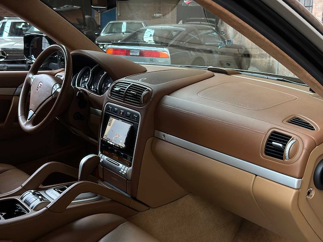 Porsche cayenne 4.8 v8 500pk 2008 - afbeelding 37 van  42