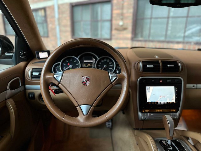 Porsche cayenne 4.8 v8 500pk 2008 - afbeelding 13 van  42