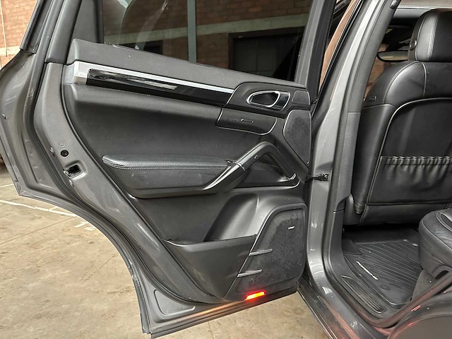 Porsche cayenne 4.8 v8 s 405pk 2013 - afbeelding 28 van  45