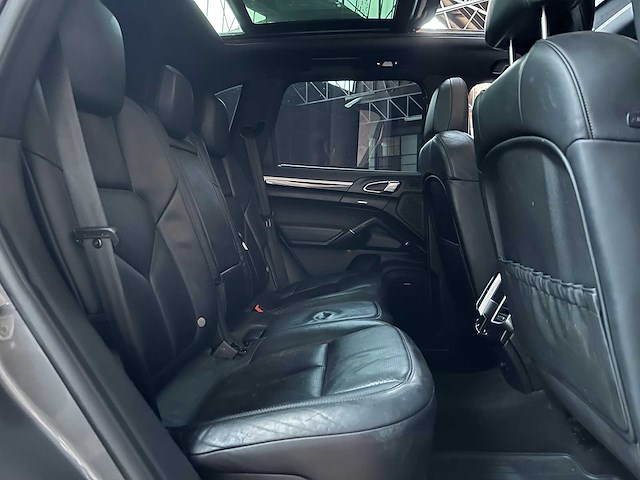 Porsche cayenne 4.8 v8 s 405pk 2013 - afbeelding 33 van  45