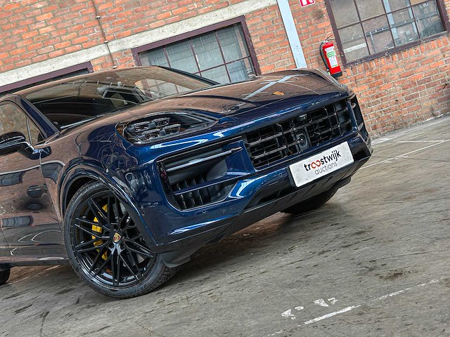 Porsche cayenne coupe 4.0 v8 s 474pk 2024 (1e eigenaar) fabrieksgarantie - afbeelding 4 van  59