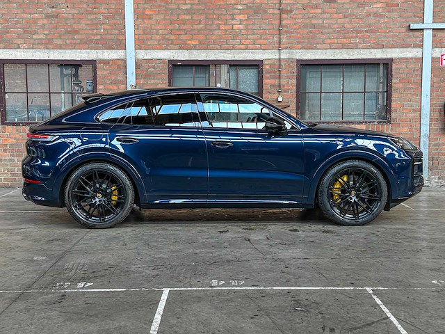 Porsche cayenne coupe 4.0 v8 s 474pk 2024 (1e eigenaar) fabrieksgarantie - afbeelding 6 van  59