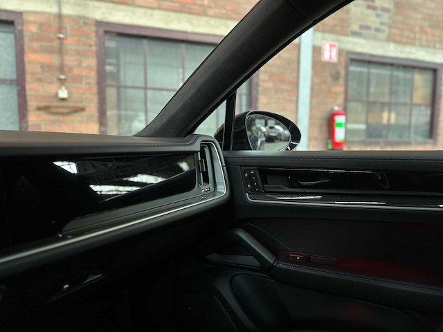 Porsche cayenne coupe 4.0 v8 s 474pk 2024 (1e eigenaar) fabrieksgarantie - afbeelding 37 van  59