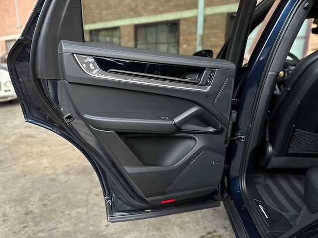 Porsche cayenne coupe 4.0 v8 s 474pk 2024 (1e eigenaar) fabrieksgarantie - afbeelding 43 van  59