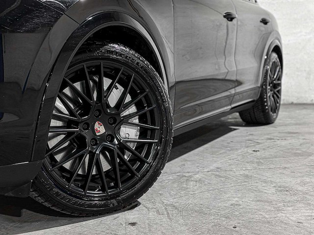 Porsche cayenne coupe turbo 4.0 v8 549pk 2019, j-757-hf - afbeelding 34 van  59