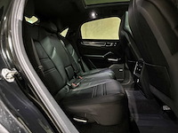 Porsche cayenne coupe turbo 4.0 v8 549pk 2019, j-757-hf - afbeelding 49 van  59