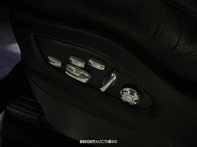Porsche cayenne coupe turbo 4.0 v8 549pk 2019, j-757-hf - afbeelding 21 van  60