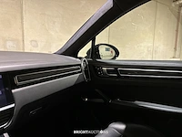 Porsche cayenne coupe turbo 4.0 v8 549pk 2019, j-757-hf - afbeelding 38 van  60