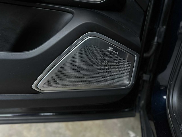 Porsche cayenne coupe turbo s e-hybrid 4.0 v8 -techart carbon- 680pk 2020 (origineel-nl), j-707-rt - afbeelding 47 van  70