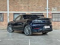 Porsche cayenne coupe turbo s e-hybrid 4.0 v8 -techart carbon- 680pk 2020 (origineel-nl), j-707-rt - afbeelding 8 van  70