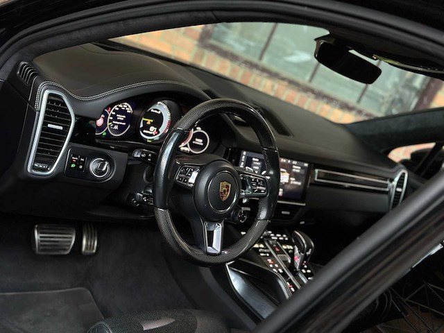 Porsche cayenne coupe turbo s e-hybrid 4.0 v8 -techart carbon- 680pk 2020 (origineel-nl), j-707-rt - afbeelding 14 van  70