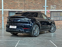 Porsche cayenne coupe turbo s e-hybrid 4.0 v8 -techart carbon- 680pk 2020 (origineel-nl), j-707-rt - afbeelding 2 van  70