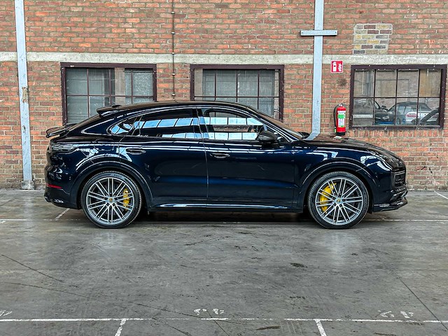 Porsche cayenne coupe turbo s e-hybrid 4.0 v8 -techart carbon- 680pk 2020 (origineel-nl), j-707-rt - afbeelding 22 van  22