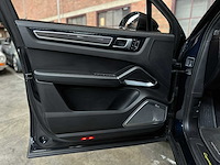 Porsche cayenne coupe turbo s e-hybrid 4.0 v8 -techart carbon- 680pk 2020 (origineel-nl), j-707-rt - afbeelding 31 van  54